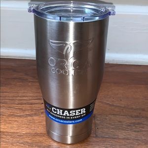 NWT Orca 27oz “Chaser” Insulated cup